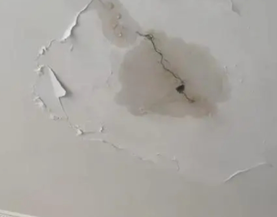 南和阳台漏水维修公司分享下屋面防水工程质量问题原因分析